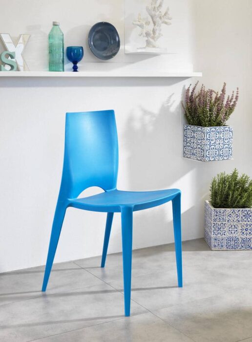 Sedia colorata in plastica Kimba colore blu