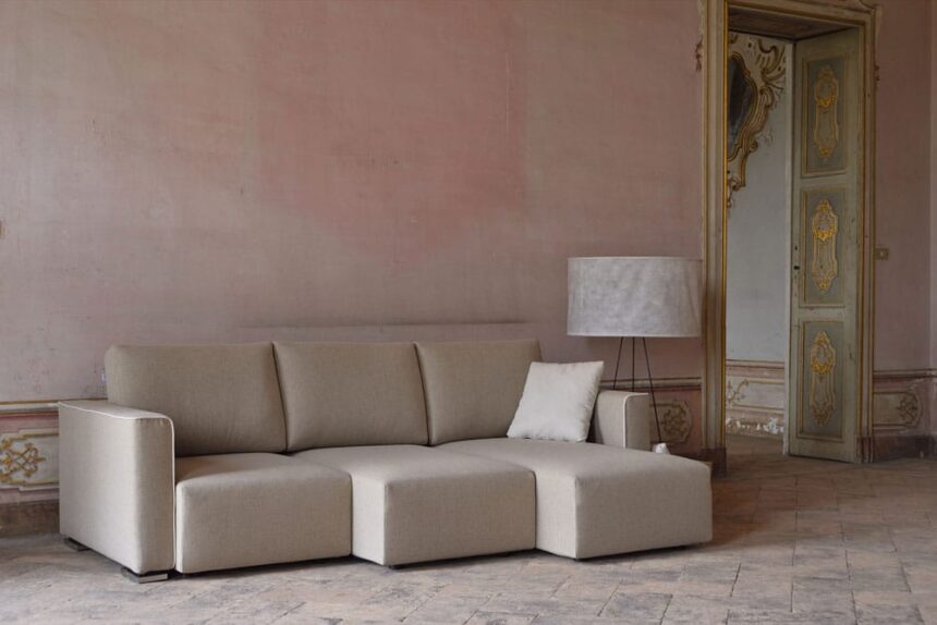 sofa salvaspazio divano cesano boscone versione sia letto che scorrevole estraibile in diverse misure