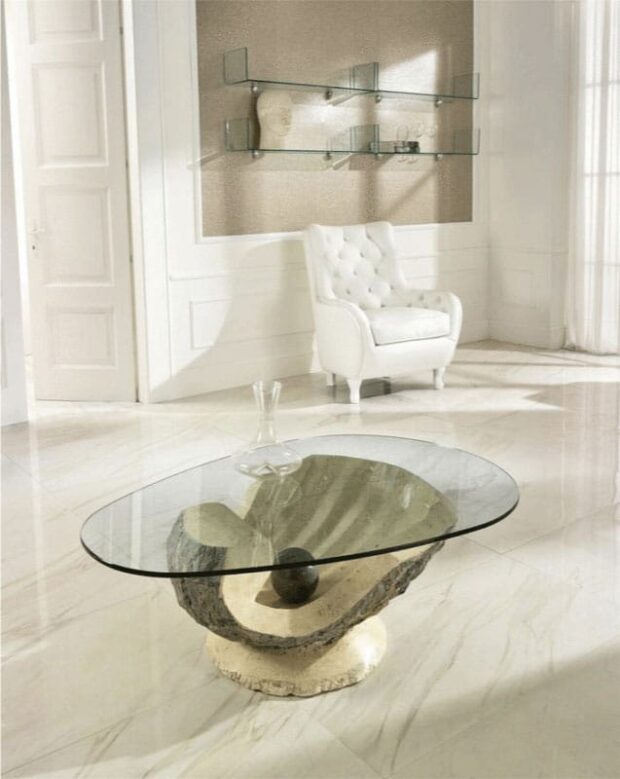 Tavolino in pietra ripiano in vetro modello Perla