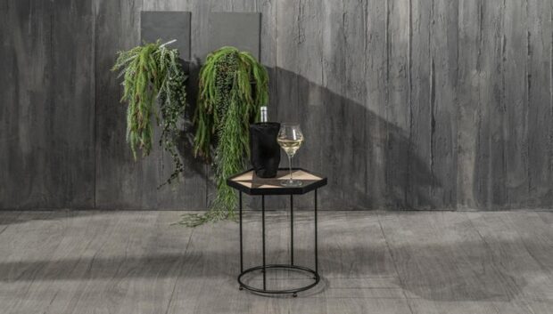 Tavolino salotto moderno Flash in metallo con top in legno e pietra