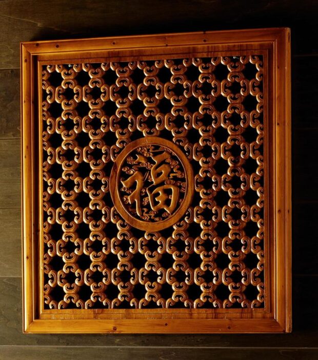 Pannello decorativo in legno intarsiato a mano Kung Fu