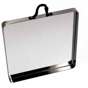 Specchio Malt con cornice in metallo e gancio in pelle