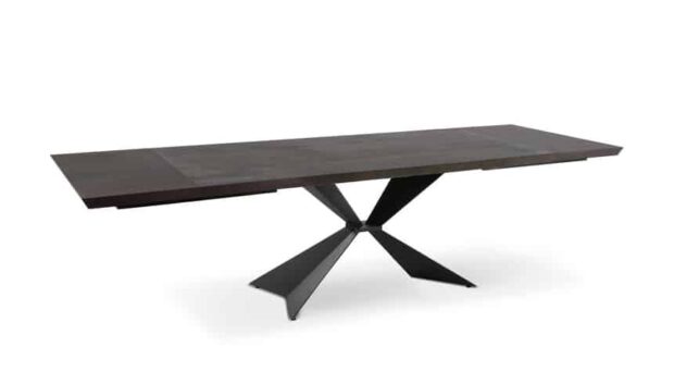 Tavolo moderno allungabile Horus in legno e metallo